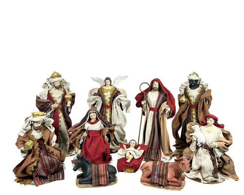 Pesebre quiteño burbundy 10piezas 36 cm