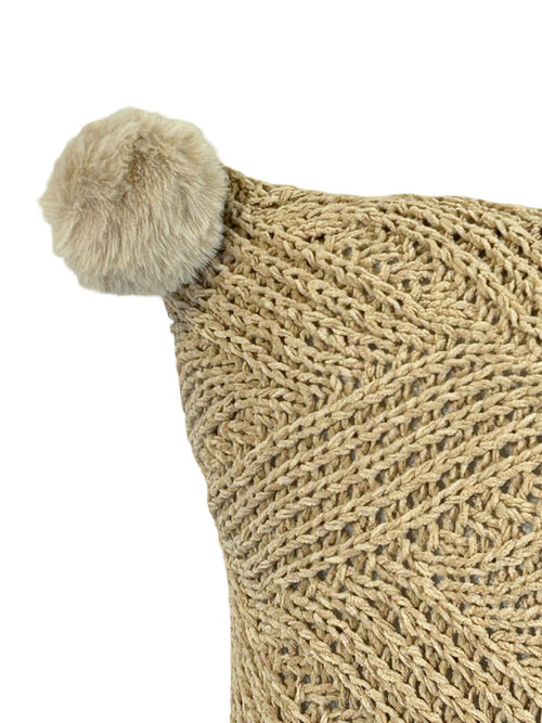 cojin tejido hilos camel  borlas 45x45 cm   (no incluye relleno )