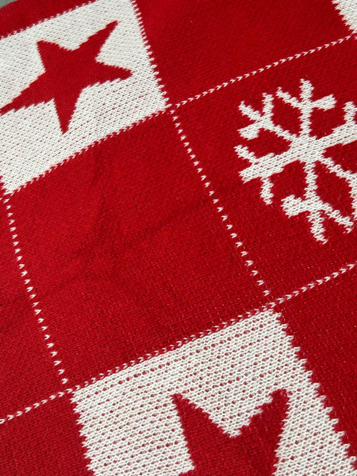 Frazada tejida estrellas rojo y blanco 130x170 cm