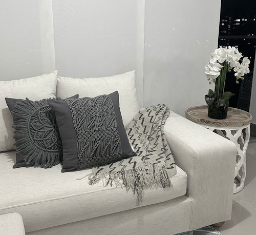 manta fraza tejida beige gris  lasos 130x170 cm