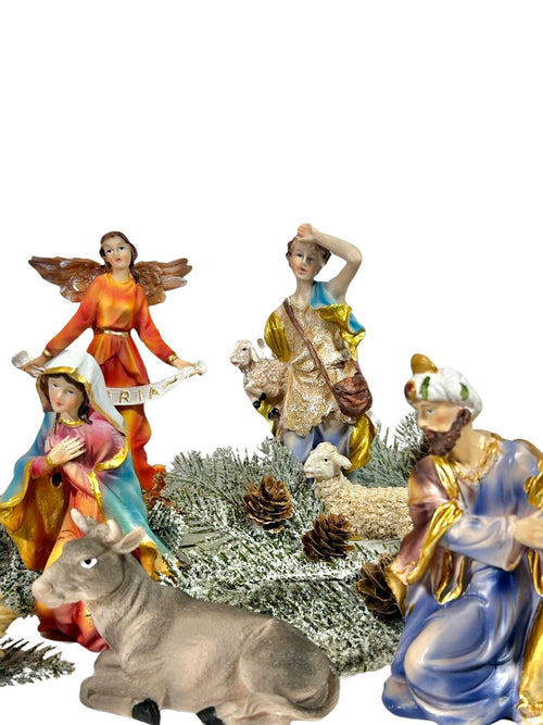 pesebre por 11  figuras 20 cm en poliresina