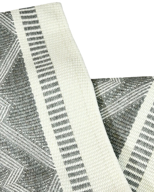 camino jaquard rombos gris  180x32 cm