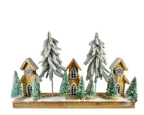 Villa de madera con arboles nevados y luz de pila 60 cm ancho x 30  cm de alto